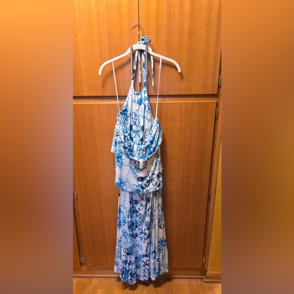 Soma Dresses & Skirts - Soma‎ Halter Maxi Dress Women’s XLarge Blue White Boho  Stained Strap